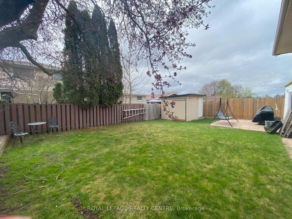 









179


Laurentian

Drive,
Kitchener,




ON
N2E 2G1

