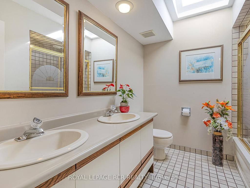 









443


Feasby

Road,
Uxbridge,




ON
L9P 1R1

