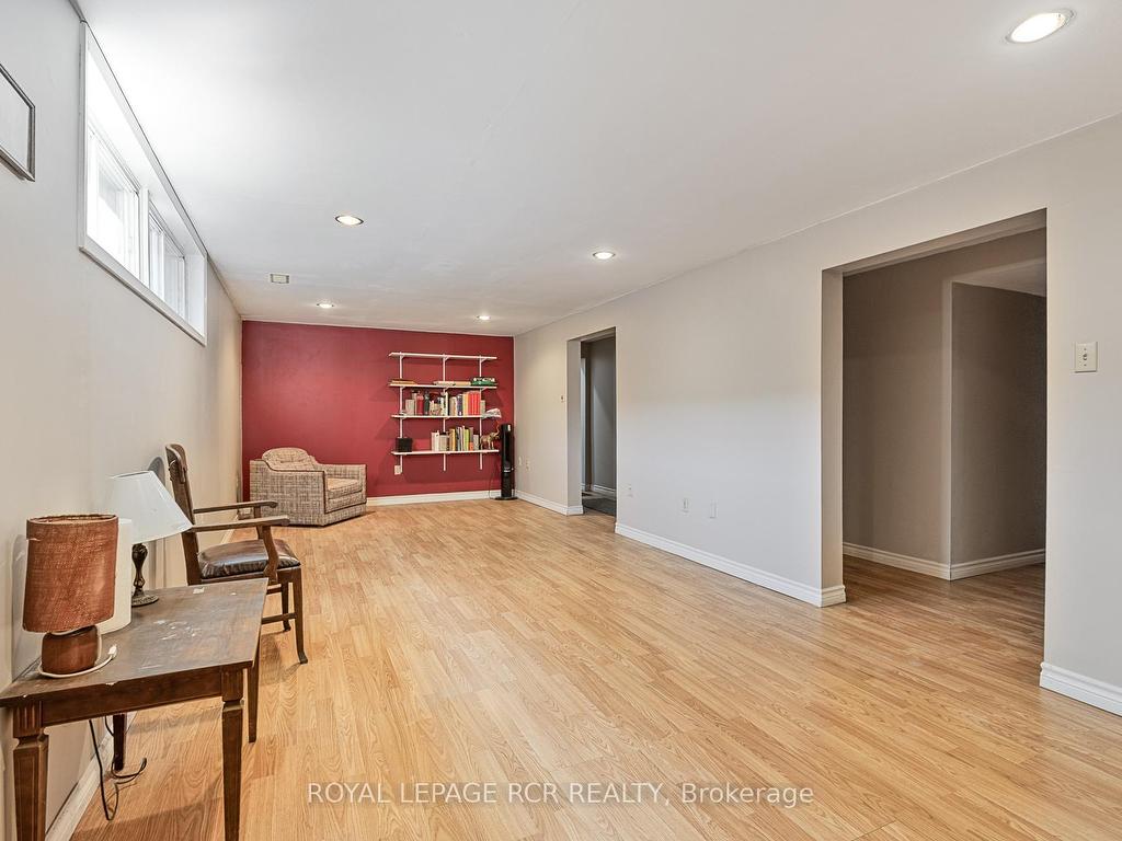 









443


Feasby

Road,
Uxbridge,




ON
L9P 1R1

