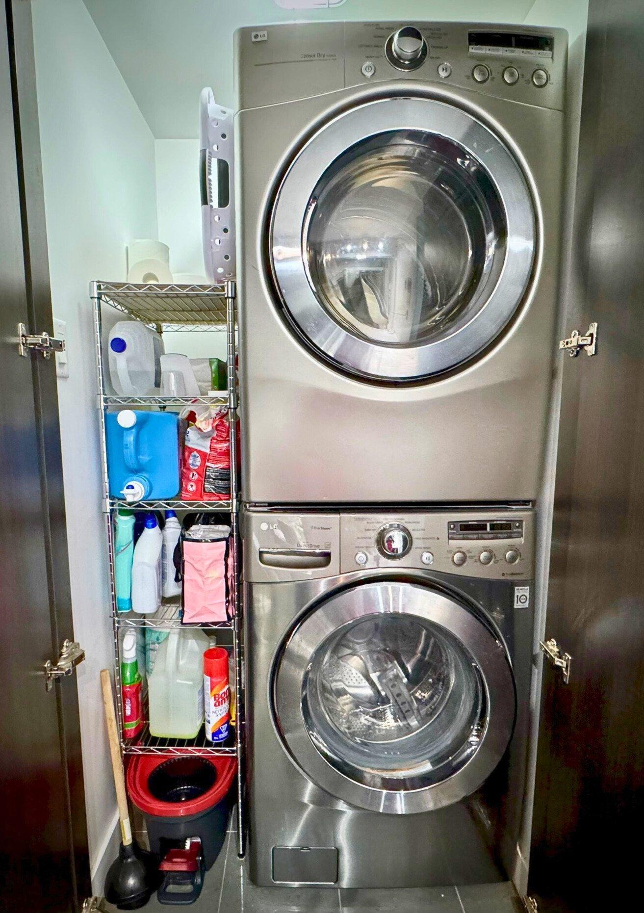 









925


Rue Mainguy

, 604,
Québec (Sainte-Foy/Sillery/Cap-Rouge),




QC
G1V0E4


