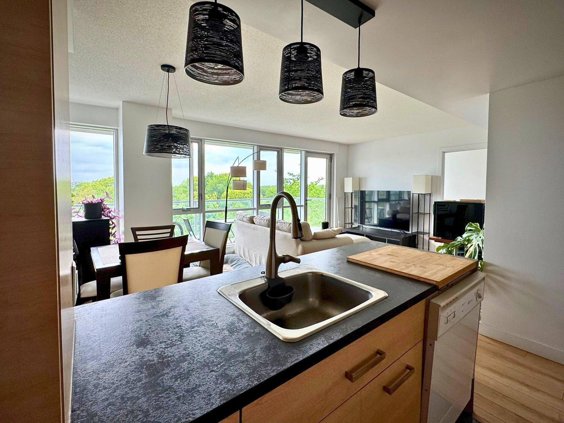 









925


Rue Mainguy

, 604,
Québec (Sainte-Foy/Sillery/Cap-Rouge),




QC
G1V0E4

