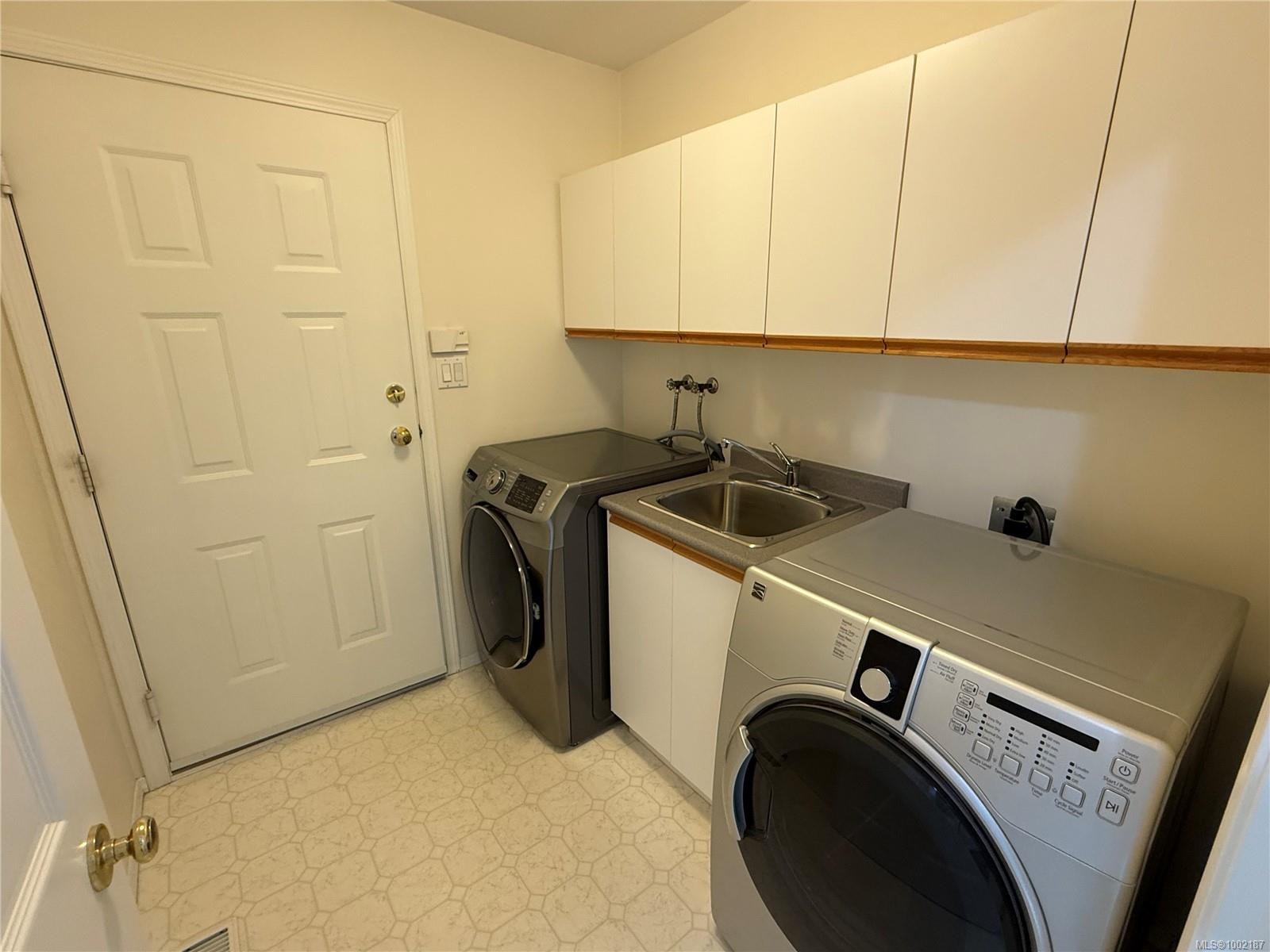 









5427


Colinwood

Dr,
Nanaimo,




BC
V9T 6G2

