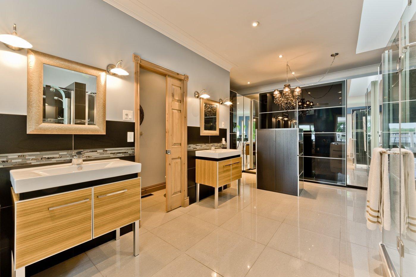 









357


Rg Beau-Lac

,
Stratford,




QC
G0Y1P0

