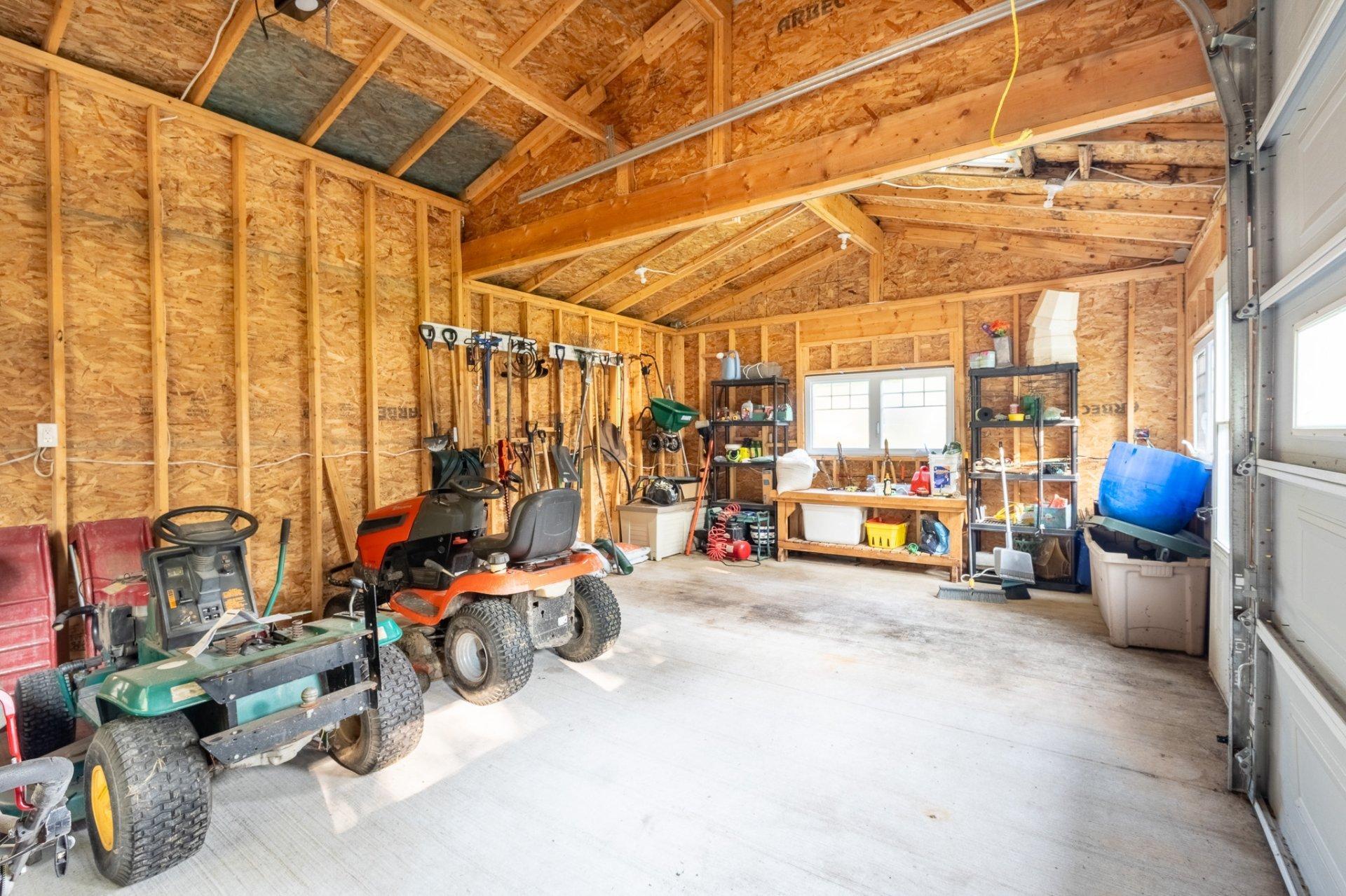 









357


Rg Beau-Lac

,
Stratford,




QC
G0Y1P0

