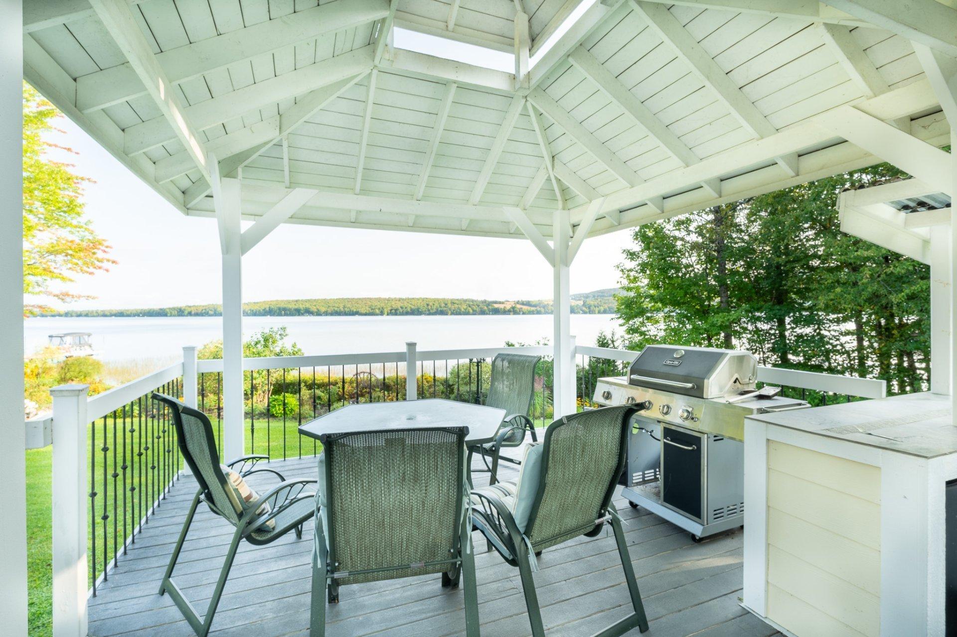 









357


Rg Beau-Lac

,
Stratford,




QC
G0Y1P0

