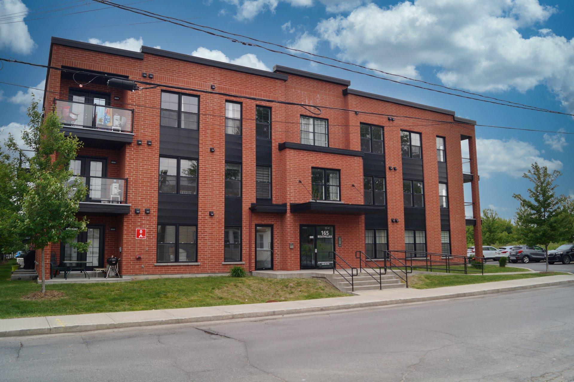 









165


Rue Bouthillier N.

, 202,
Saint-Jean-sur-Richelieu,




QC
J3B5Y8


