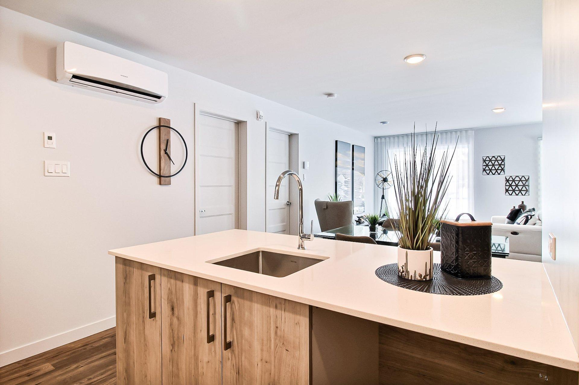 









165


Rue Bouthillier N.

, 202,
Saint-Jean-sur-Richelieu,




QC
J3B5Y8

