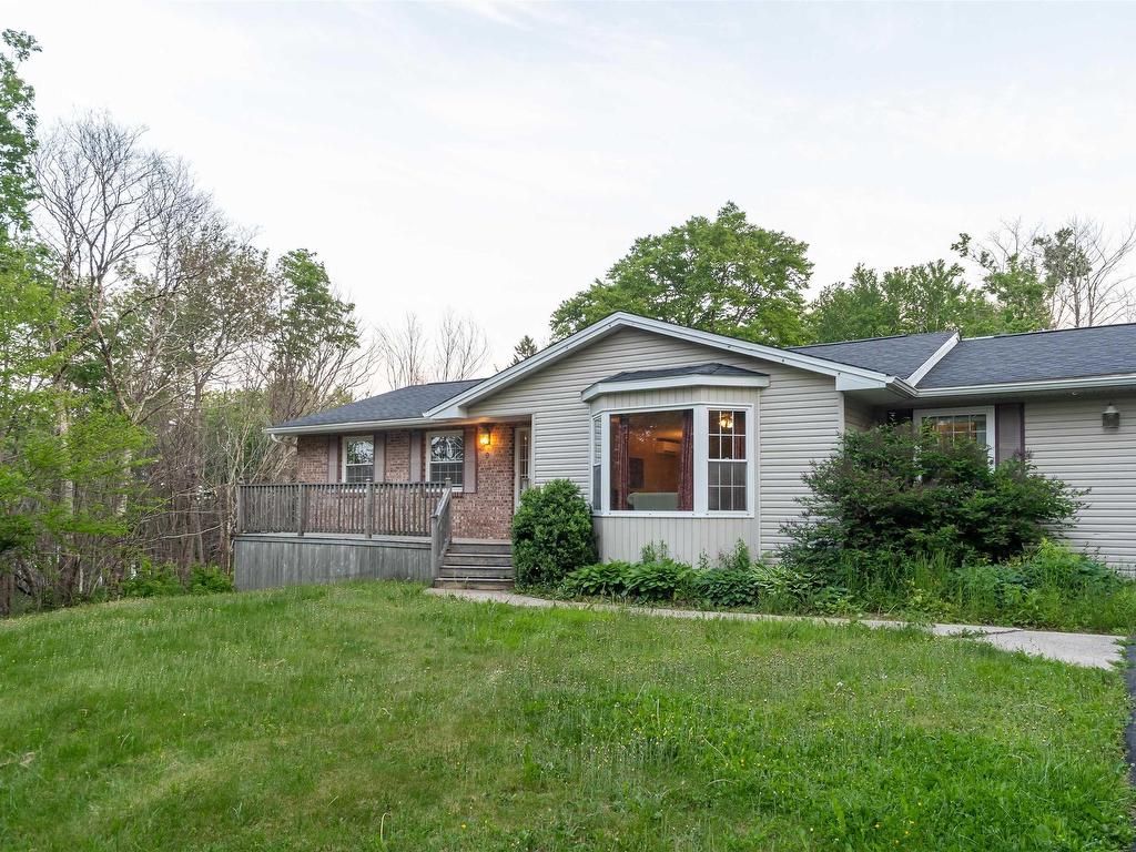 












9 Sylvania Terrace

,
Hammonds Plains,




NS
B3Z 1J2

