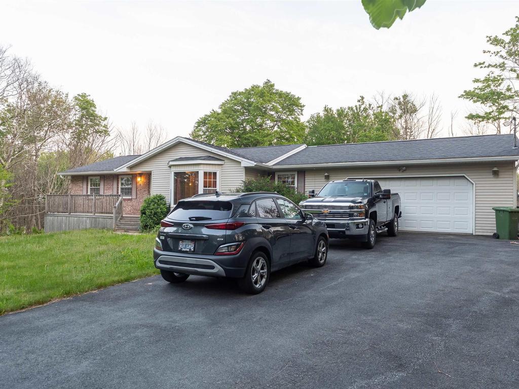 












9 Sylvania Terrace

,
Hammonds Plains,




NS
B3Z 1J2


