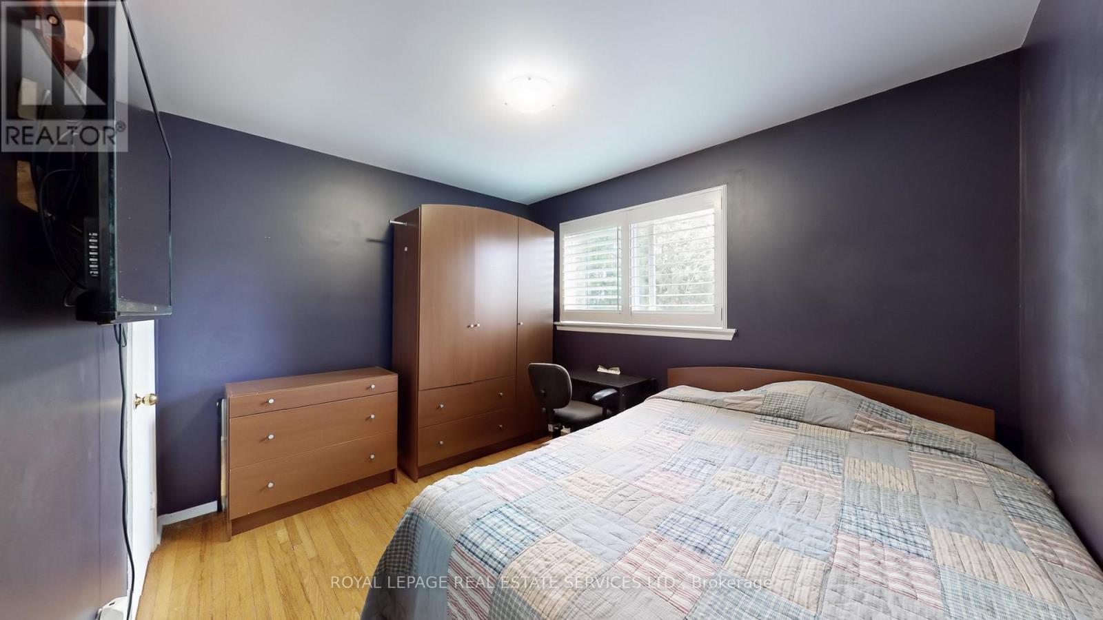 












3639 MONICA DRIVE

,
Mississauga,




Ontario
L4T2E8


