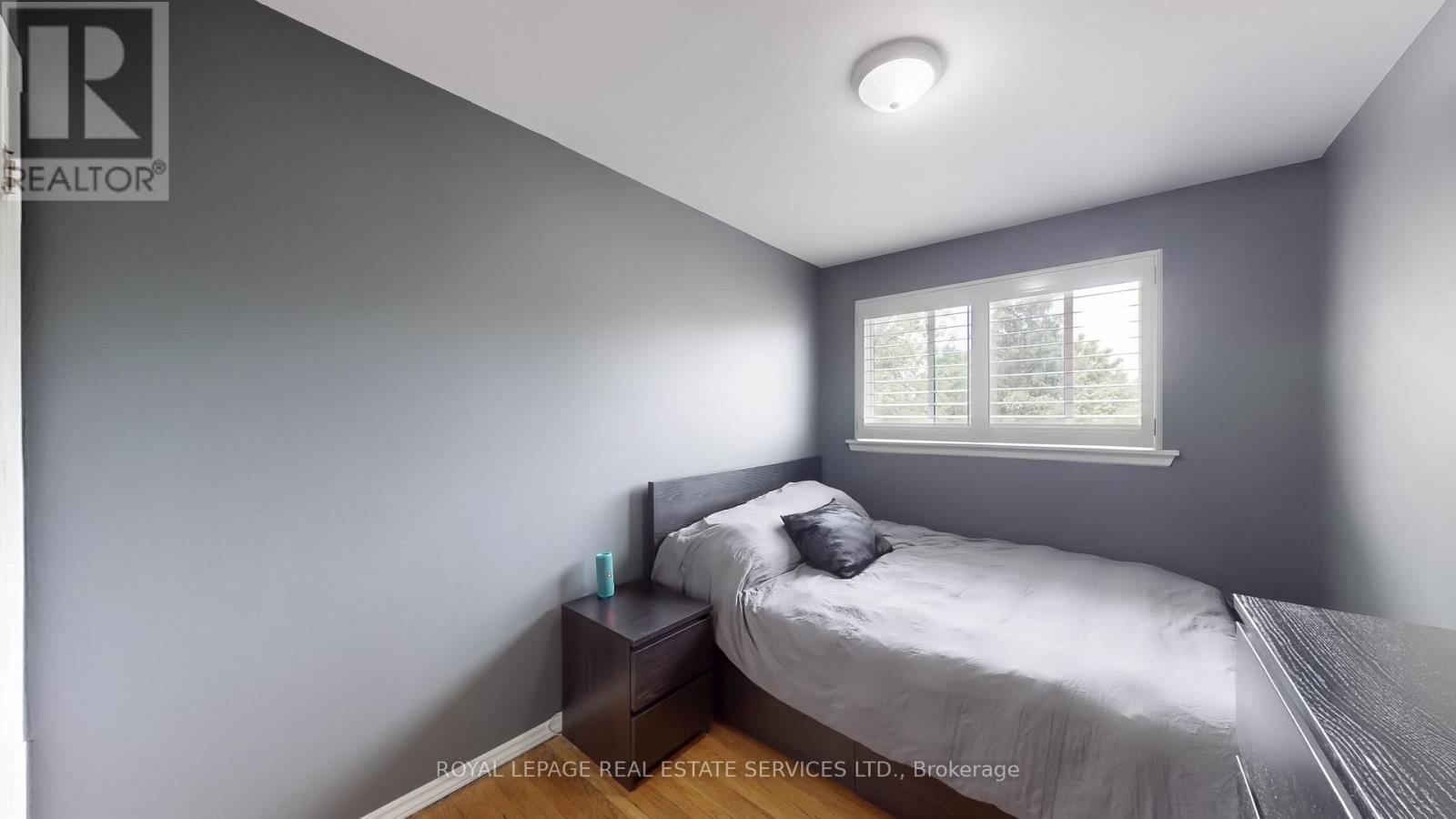












3639 MONICA DRIVE

,
Mississauga,




Ontario
L4T2E8

