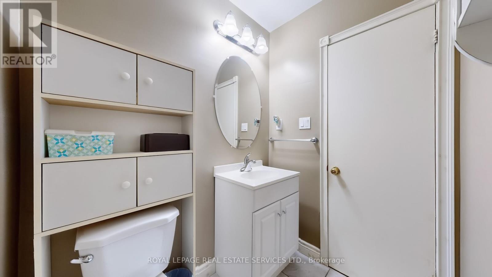 












3639 MONICA DRIVE

,
Mississauga,




Ontario
L4T2E8

