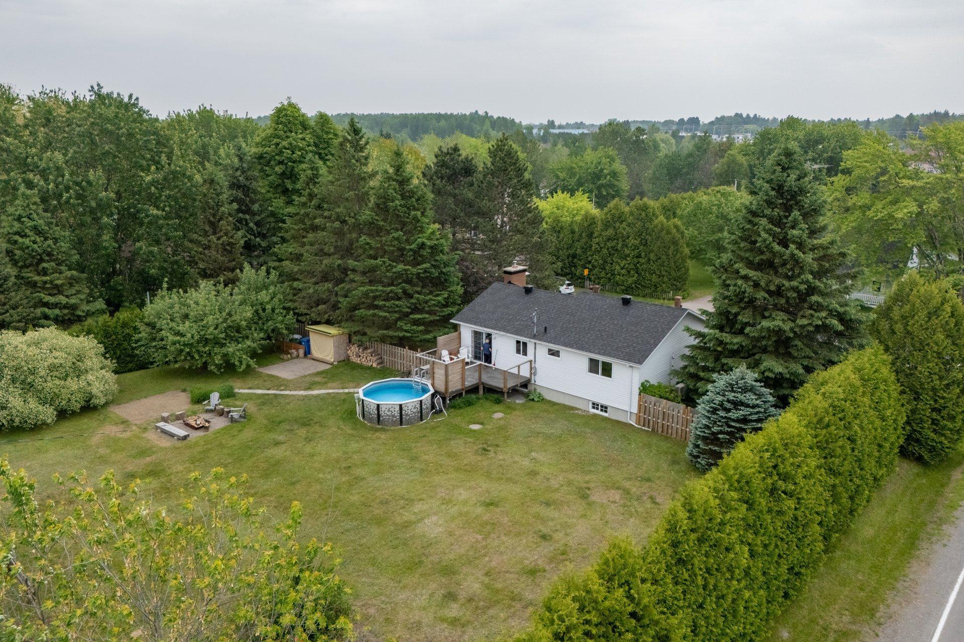 









1304


Rue Themens

,
Prévost,




QC
J0R1T0

