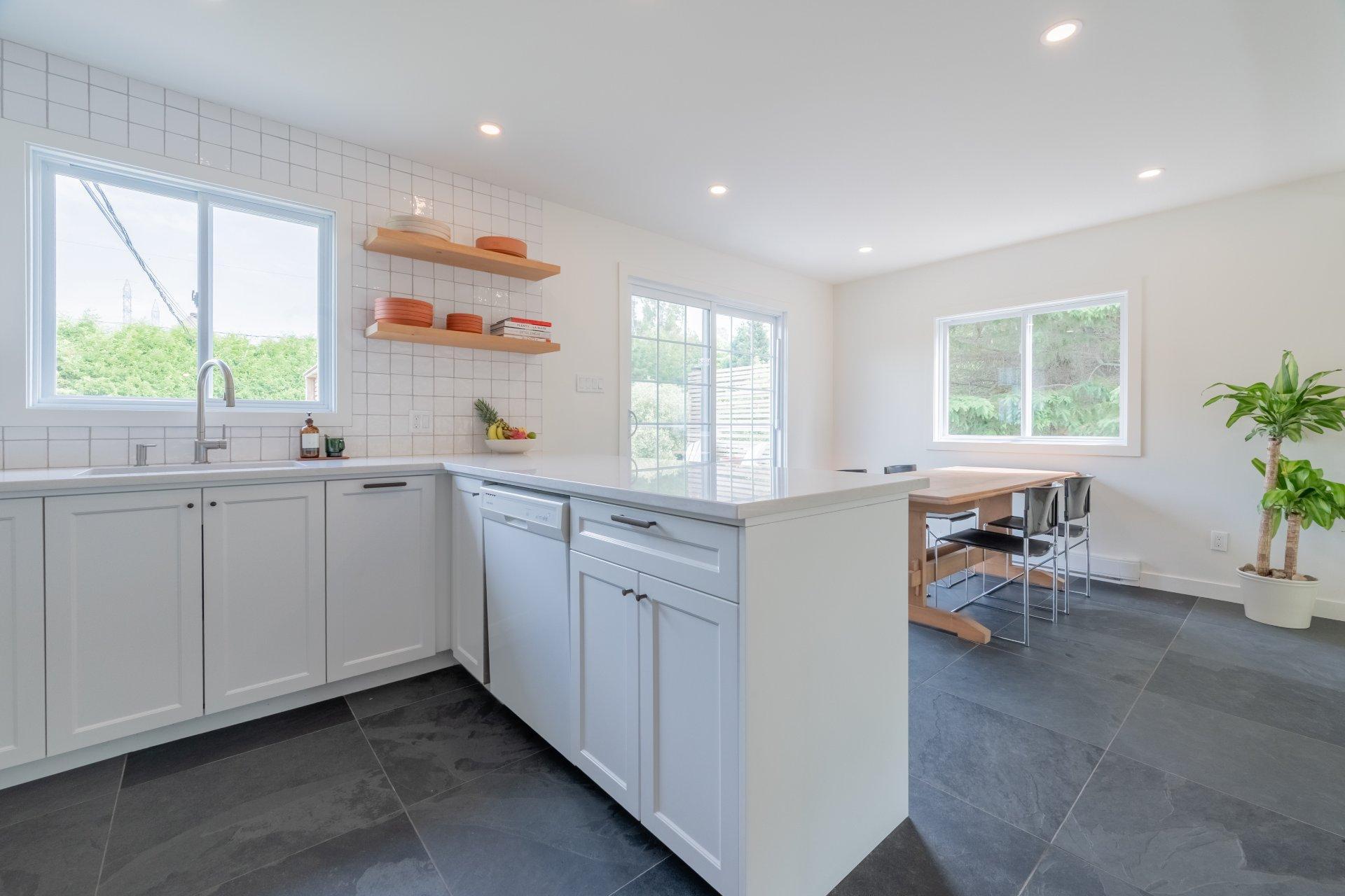 









1304


Rue Themens

,
Prévost,




QC
J0R1T0

