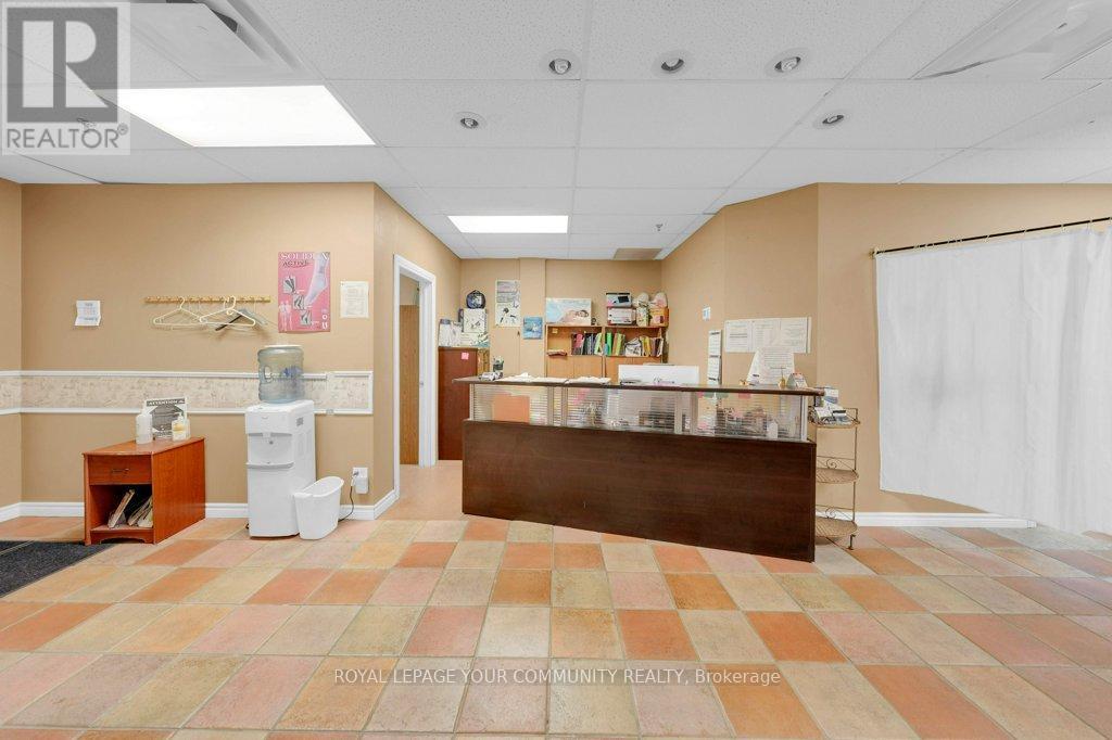 












204 - 9631 YONGE STREET

,
Richmond Hill,




Ontario
L4C1V7

