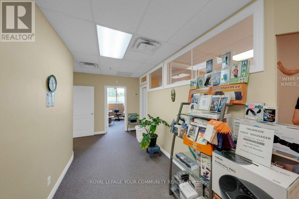 












204 - 9631 YONGE STREET

,
Richmond Hill,




Ontario
L4C1V7

