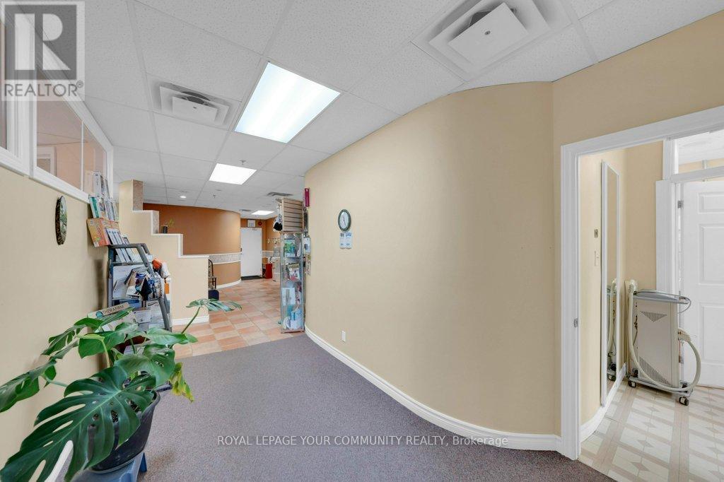 












204 - 9631 YONGE STREET

,
Richmond Hill,




Ontario
L4C1V7

