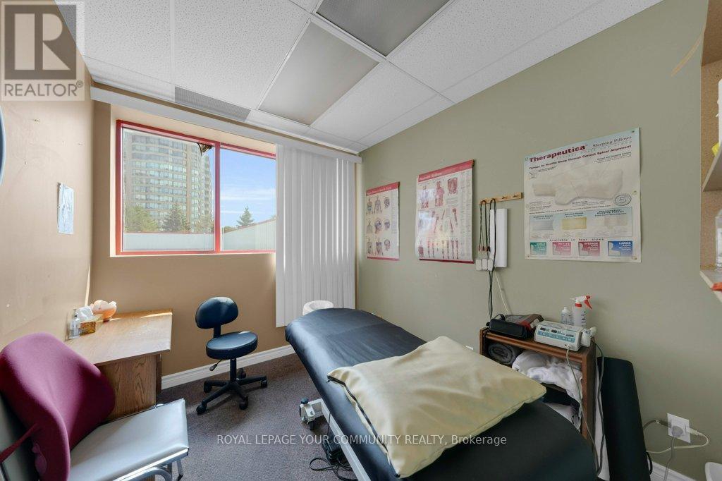 












204 - 9631 YONGE STREET

,
Richmond Hill,




Ontario
L4C1V7


