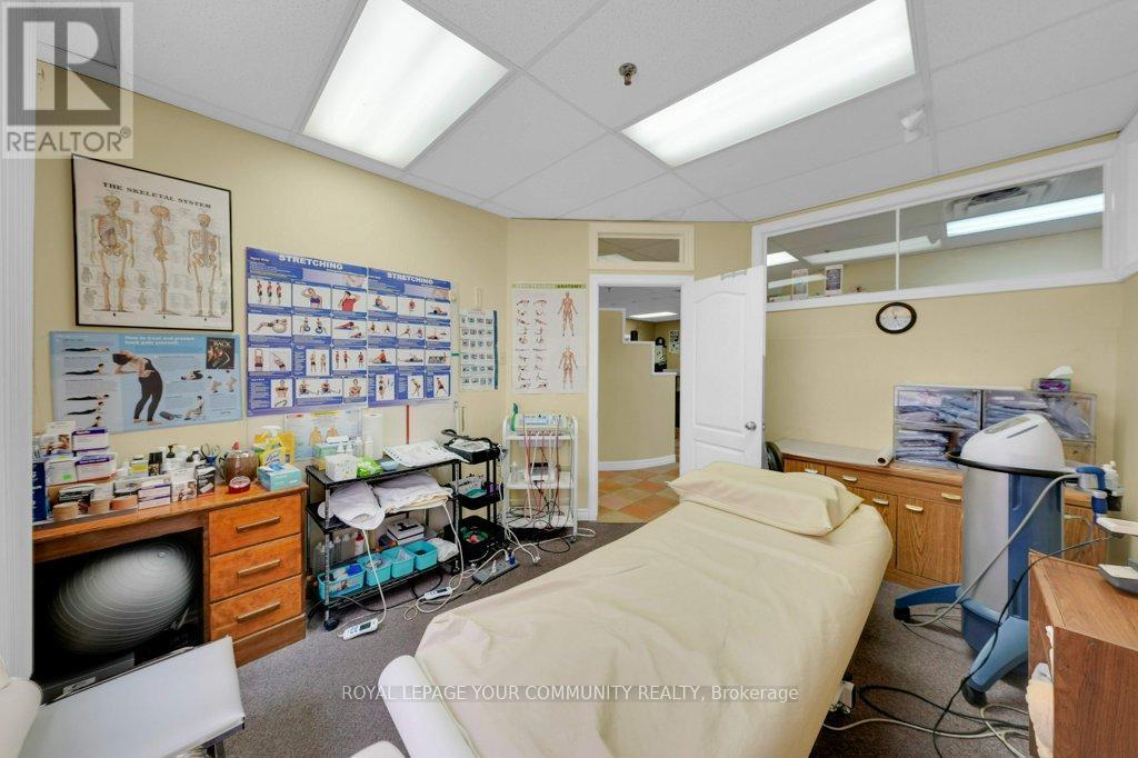 












204 - 9631 YONGE STREET

,
Richmond Hill,




Ontario
L4C1V7

