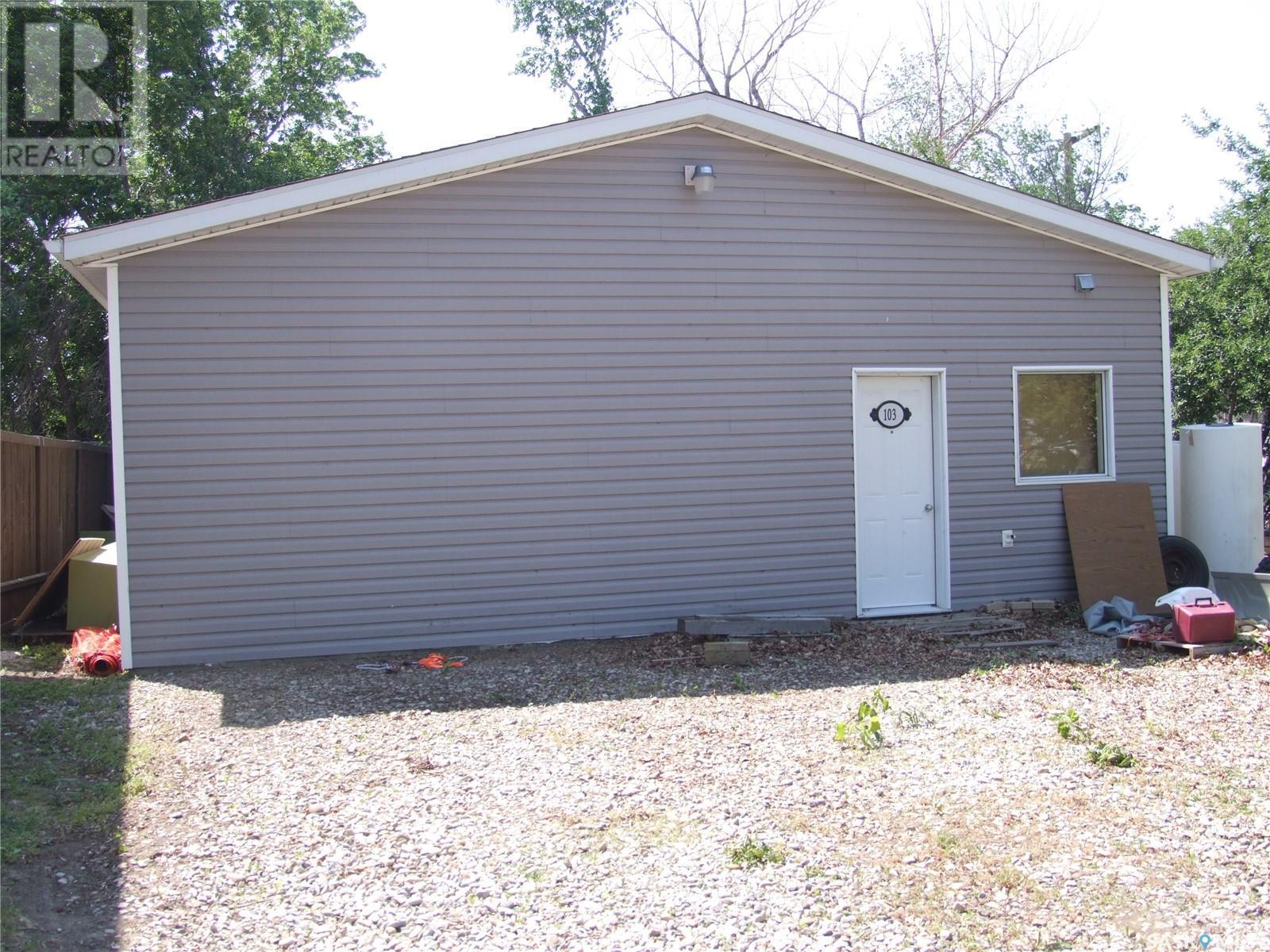 












103 Main STREET

,
Richmound,







Saskatchewan
S0N2E0

