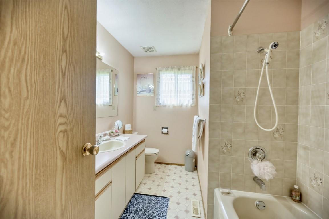 









2507


30th

Avenue,
Osoyoos,




BC
V0H 1V6

