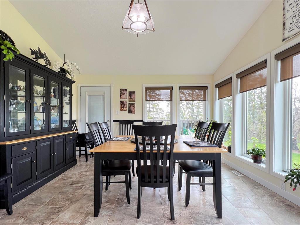 












69071 116W Road

,
Brandon,




Manitoba
R0K1X0

