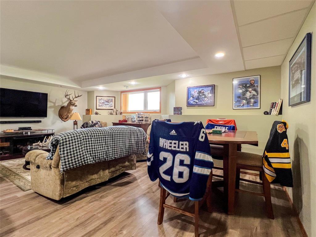 












69071 116W Road

,
Brandon,




Manitoba
R0K1X0


