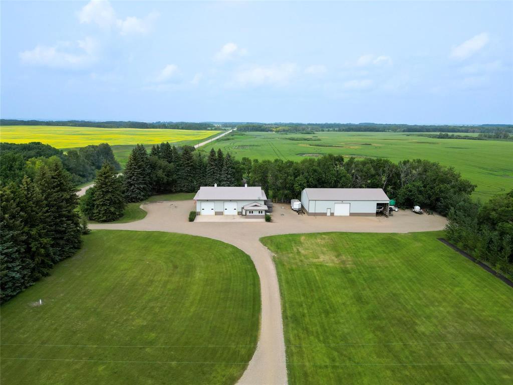 












69071 116W Road

,
Brandon,




Manitoba
R0K1X0

