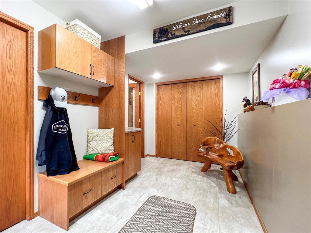 












69071 116W Road

,
Brandon,




Manitoba
R0K1X0


