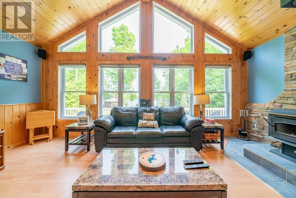 












1134 NORTH SHORE ROAD

,
Frontenac (Frontenac North),




Ontario
K0H2M0

