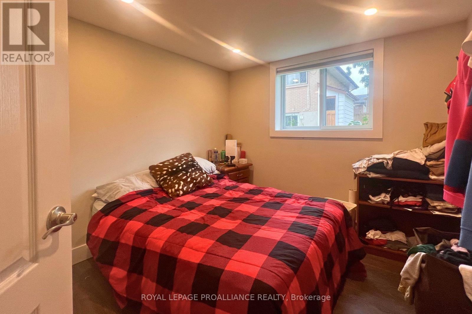












B - 20 MUNRO AVENUE

,
Belleville (Belleville Ward),




Ontario
K8N1K1

