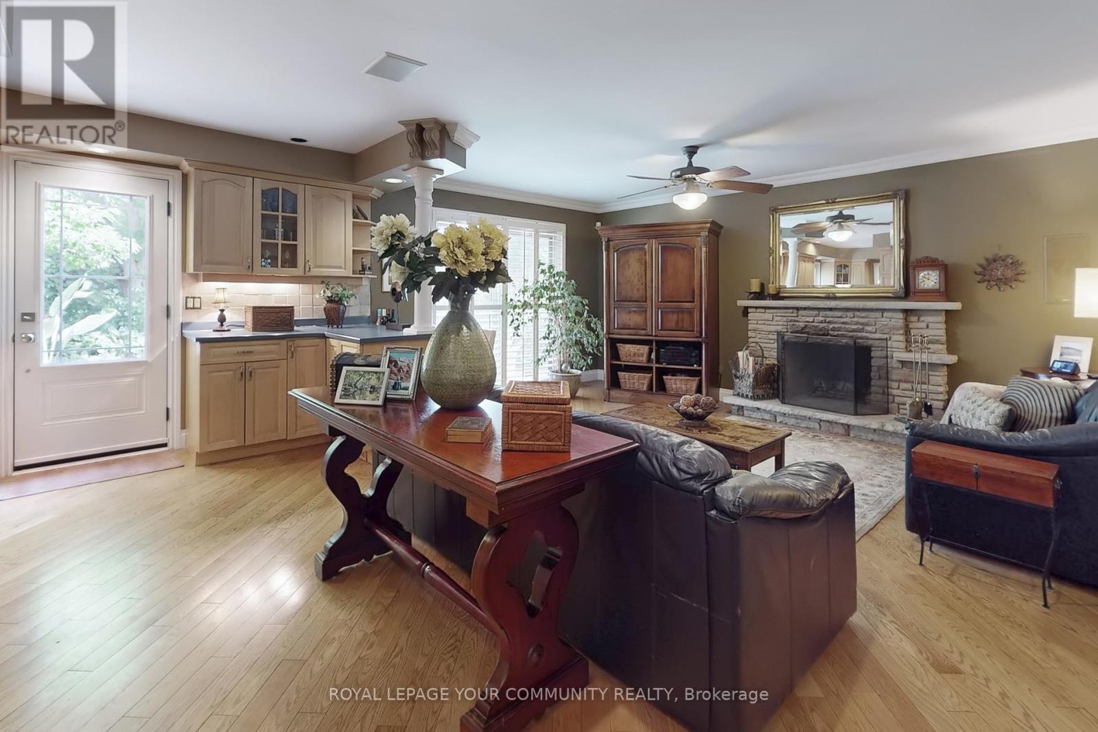 












10 BANQUO ROAD

,
Markham,




Ontario
L3T3H1


