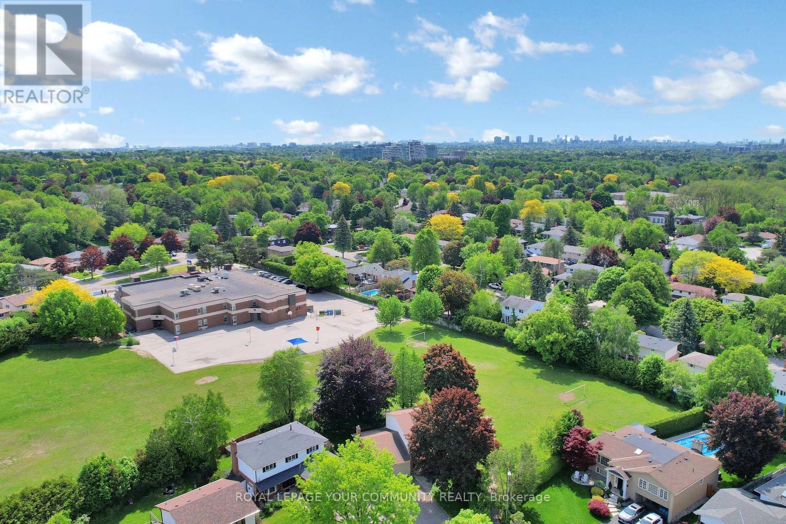 












10 BANQUO ROAD

,
Markham,




Ontario
L3T3H1

