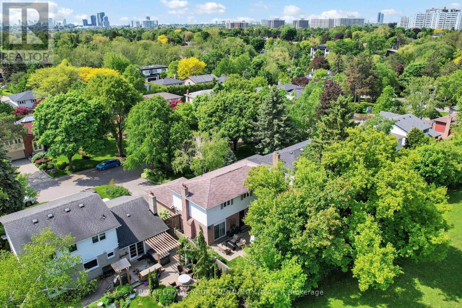 












10 BANQUO ROAD

,
Markham,




Ontario
L3T3H1

