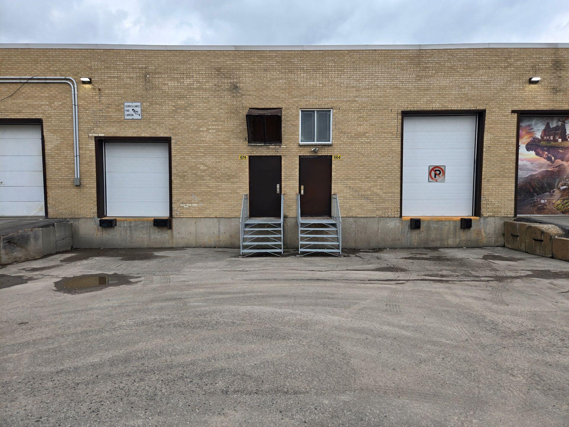 









664

 - 674


Boul. du Curé-Boivin

,
Boisbriand,




QC
J7G2A7

