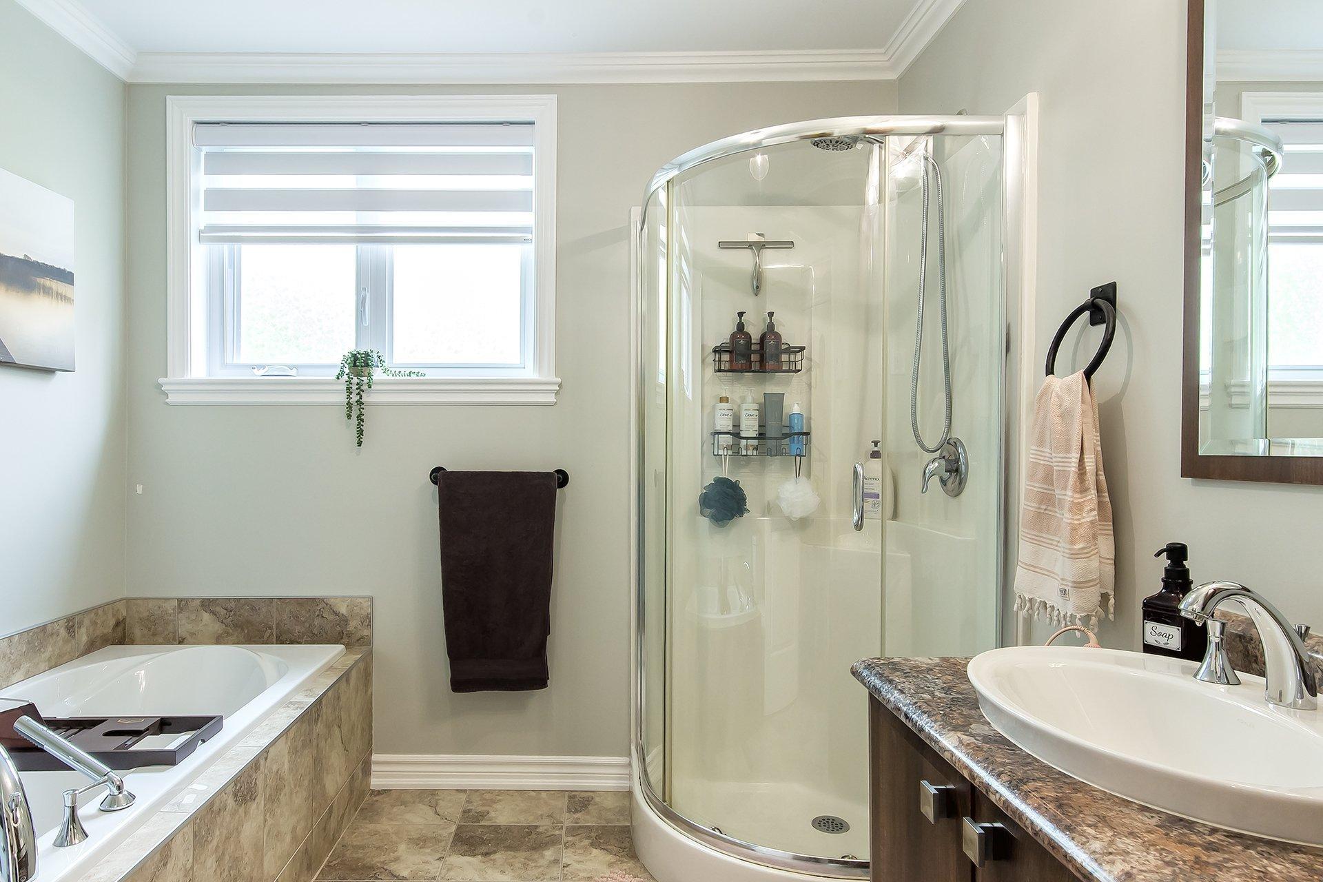 









63


Av. Gatineau

, 24,
Gatineau (Gatineau),




QC
J8T4J4

