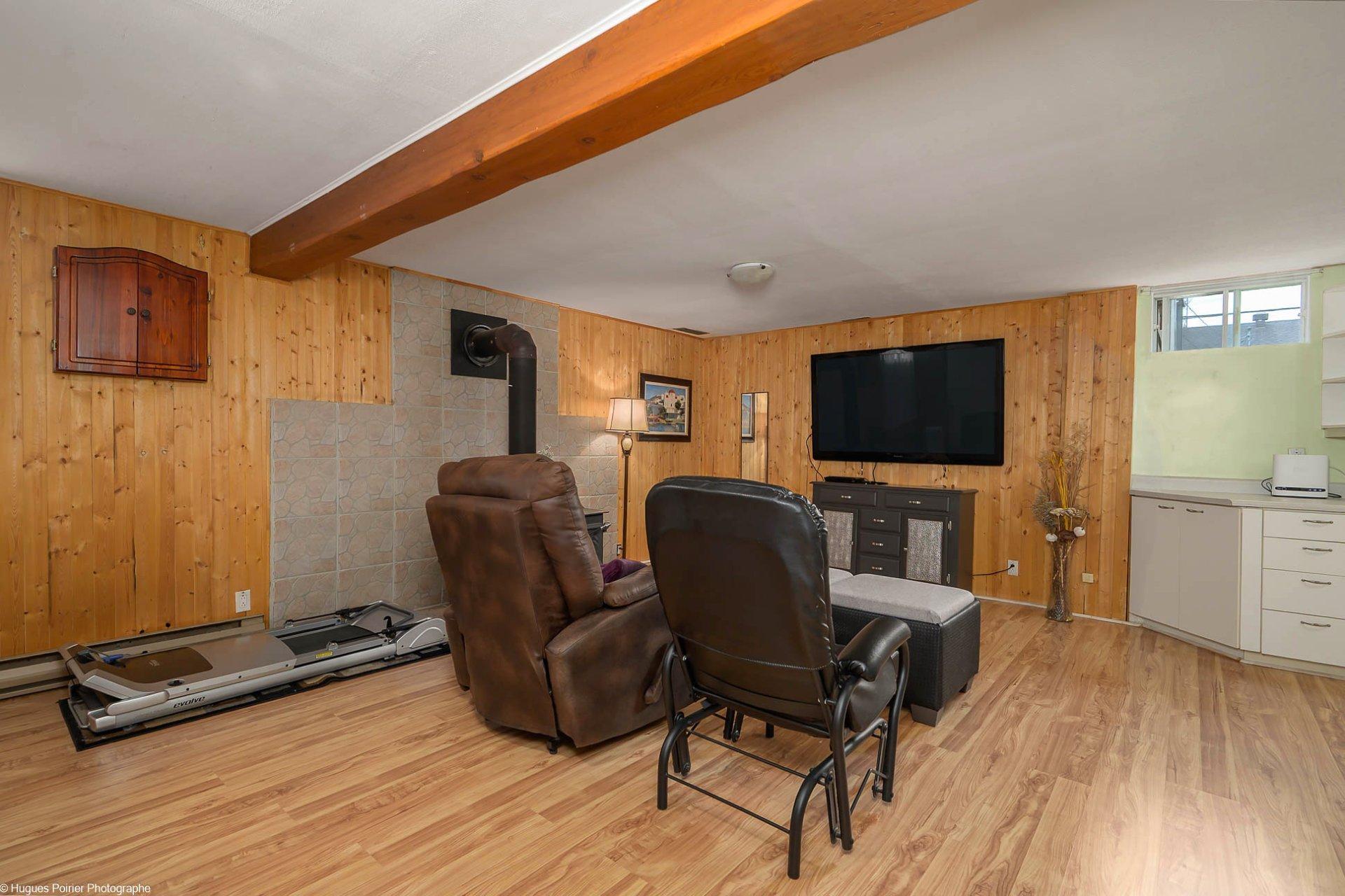 









315


Rue Janvier

,
Laval (Fabreville),




QC
H7P5G7

