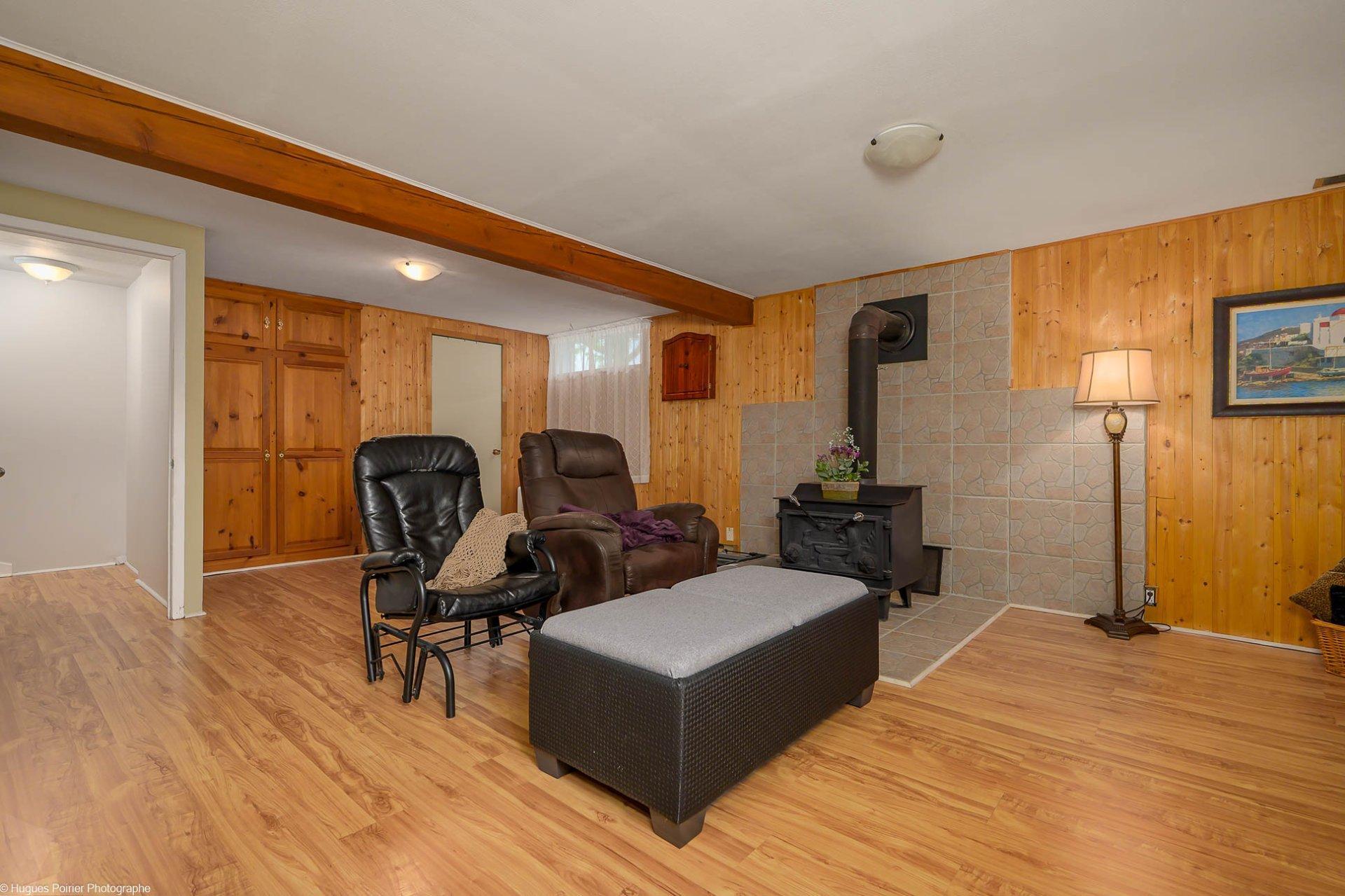 









315


Rue Janvier

,
Laval (Fabreville),




QC
H7P5G7


