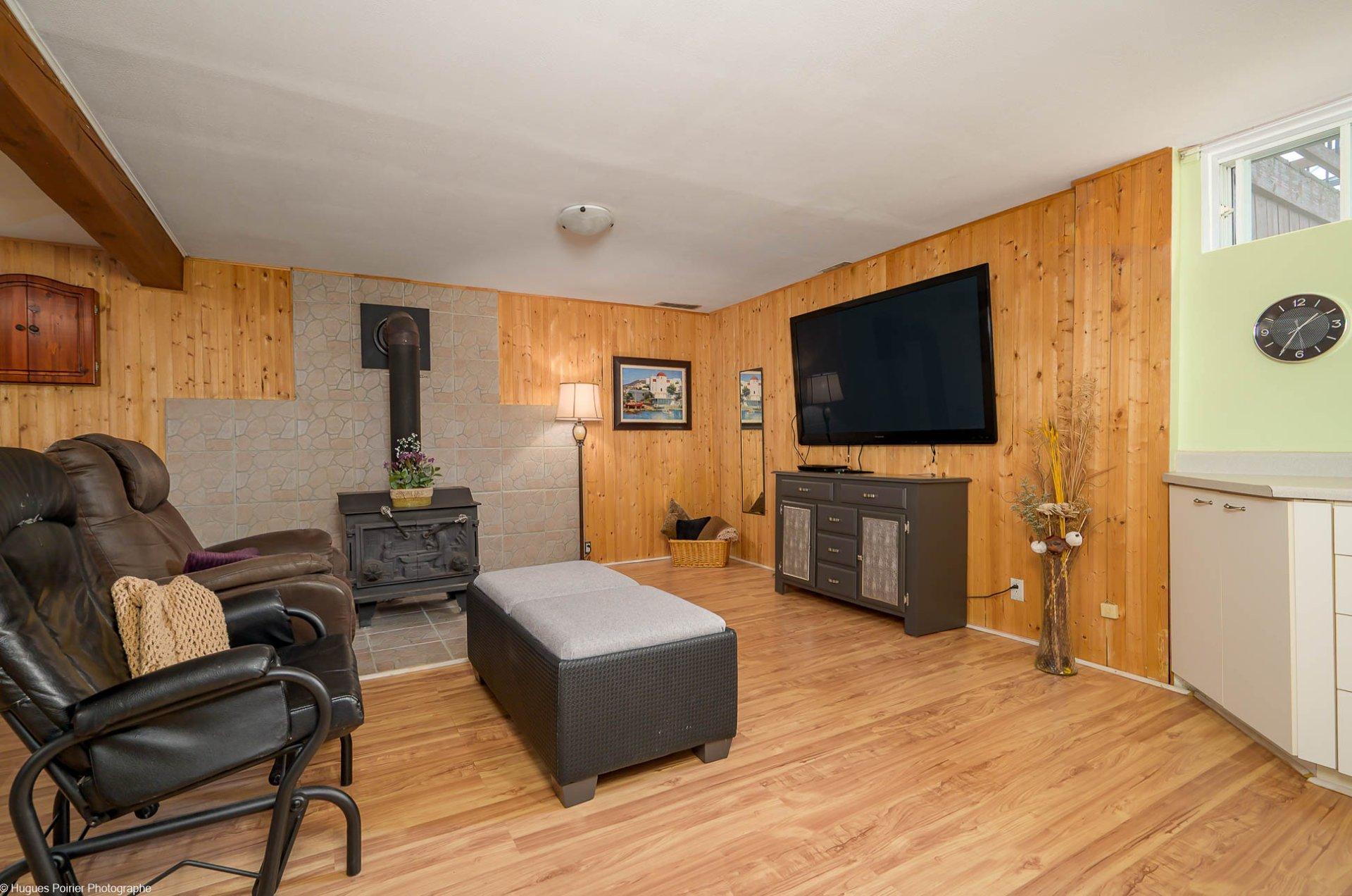 









315


Rue Janvier

,
Laval (Fabreville),




QC
H7P5G7

