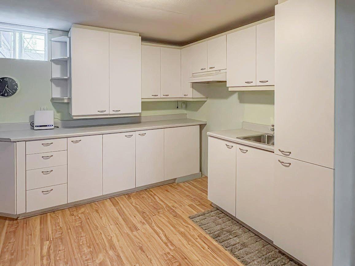 









315


Rue Janvier

,
Laval (Fabreville),




QC
H7P5G7

