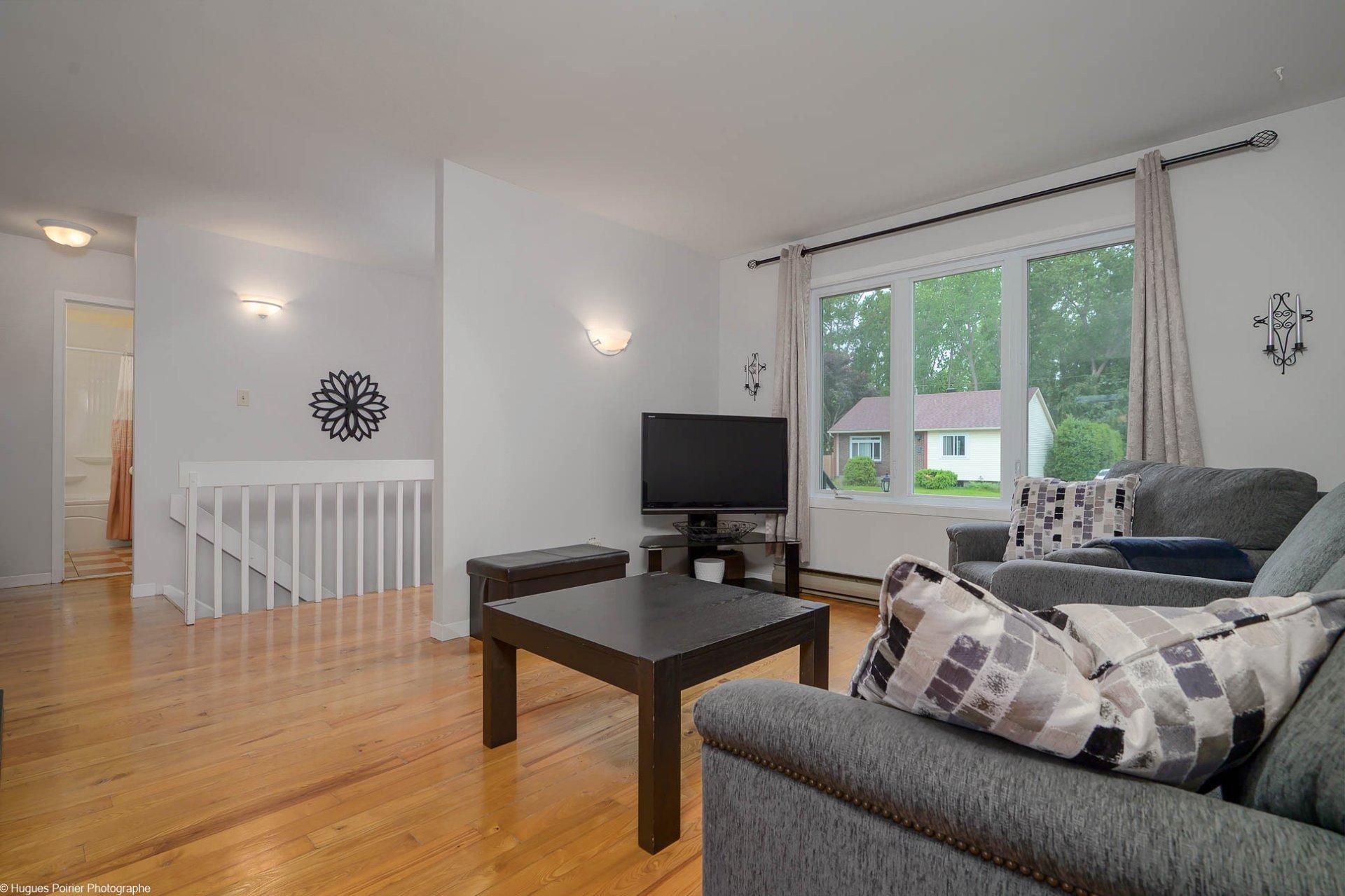 









315


Rue Janvier

,
Laval (Fabreville),




QC
H7P5G7


