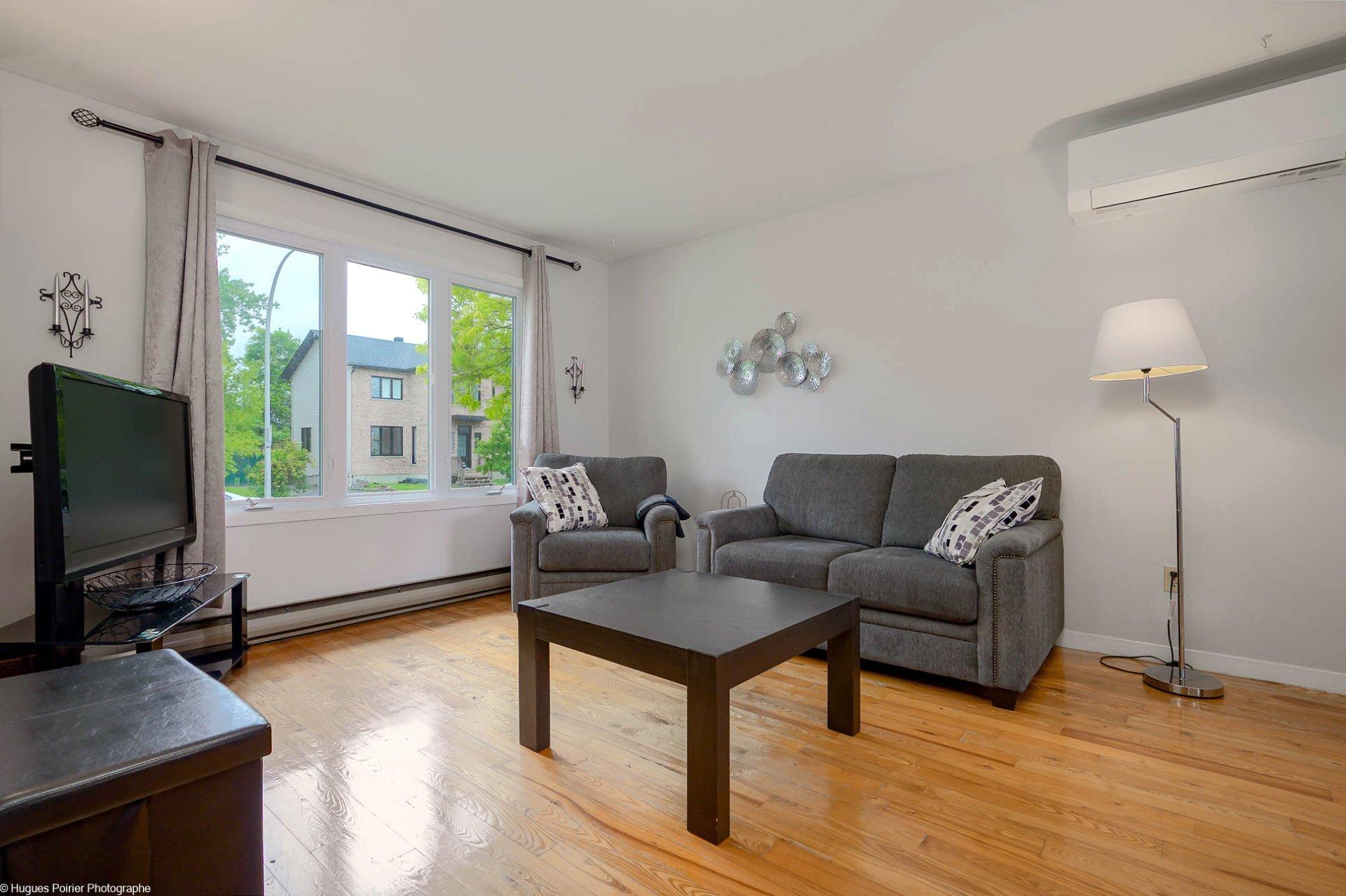 









315


Rue Janvier

,
Laval (Fabreville),




QC
H7P5G7

