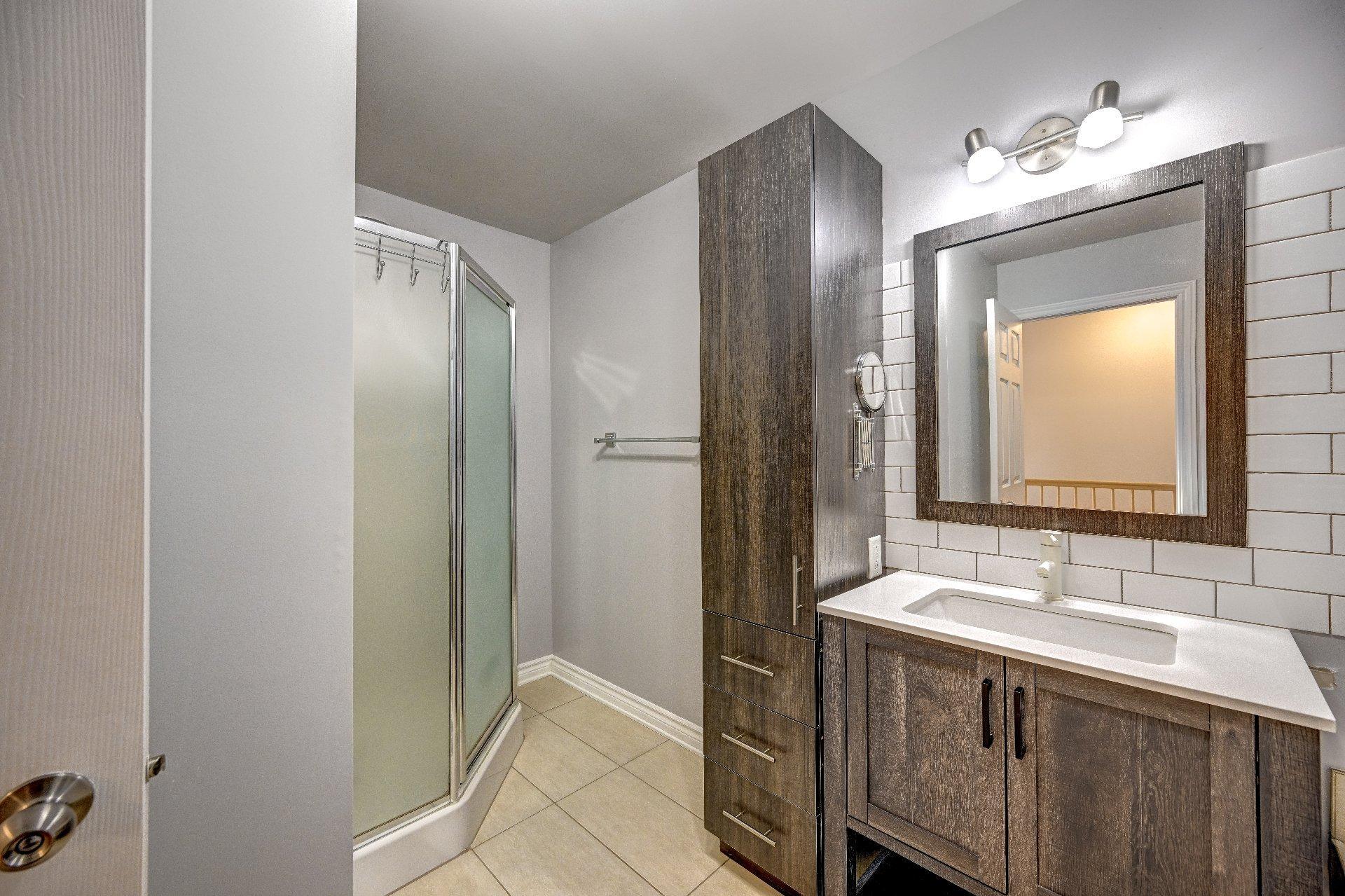 









64


Place Mathieu

,
Saint-Joseph-du-Lac,




QC
J0N1M0

