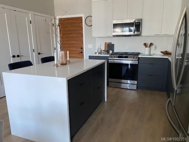 









967


Whirlaway

Cres, 402,
Langford,




BC
V9B 6W6


