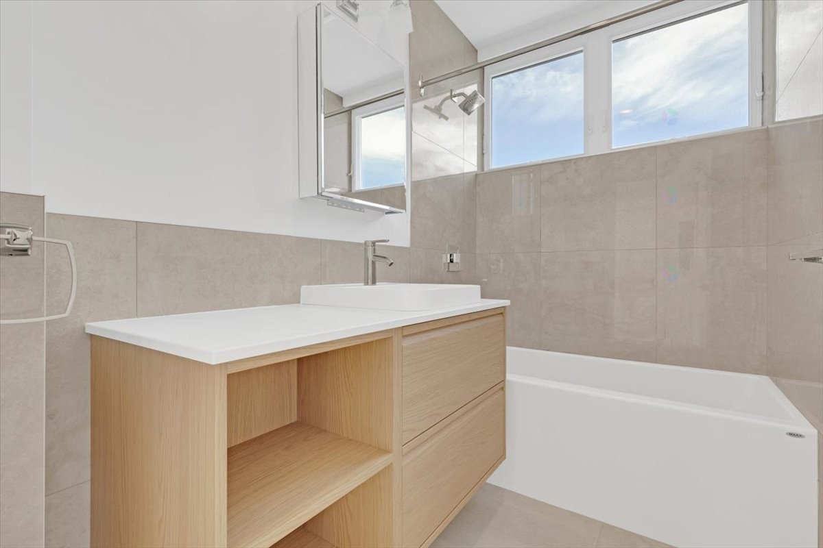 









1910


Rue Sullivan

, 202,
Montréal (Le Sud-Ouest),




QC
H3K2L5

