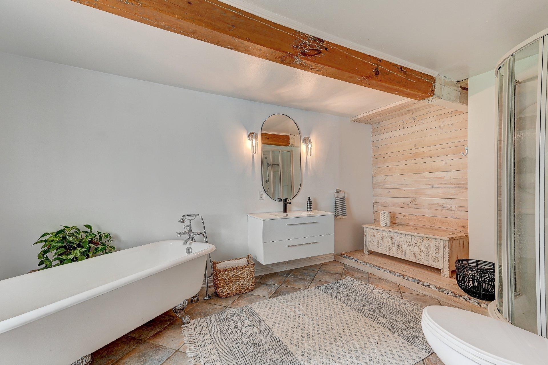 









396


Ch. du Ruisseau-des-Noyers

,
Saint-Jean-sur-Richelieu,




QC
J2Y1J1

