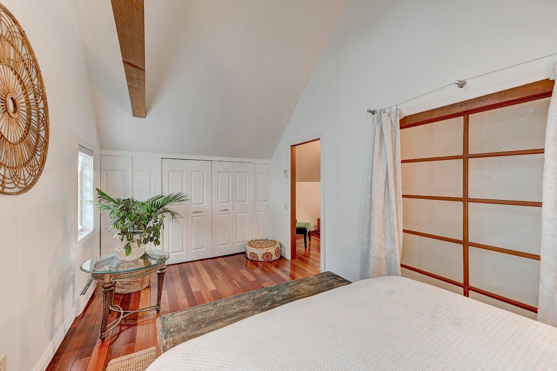 









396


Ch. du Ruisseau-des-Noyers

,
Saint-Jean-sur-Richelieu,




QC
J2Y1J1

