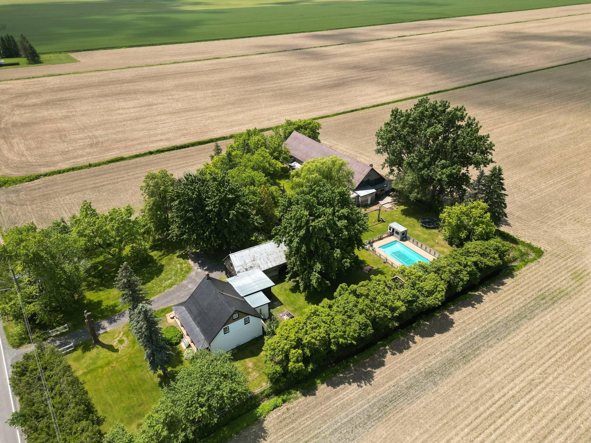









396


Ch. du Ruisseau-des-Noyers

,
Saint-Jean-sur-Richelieu,




QC
J2Y1J1

