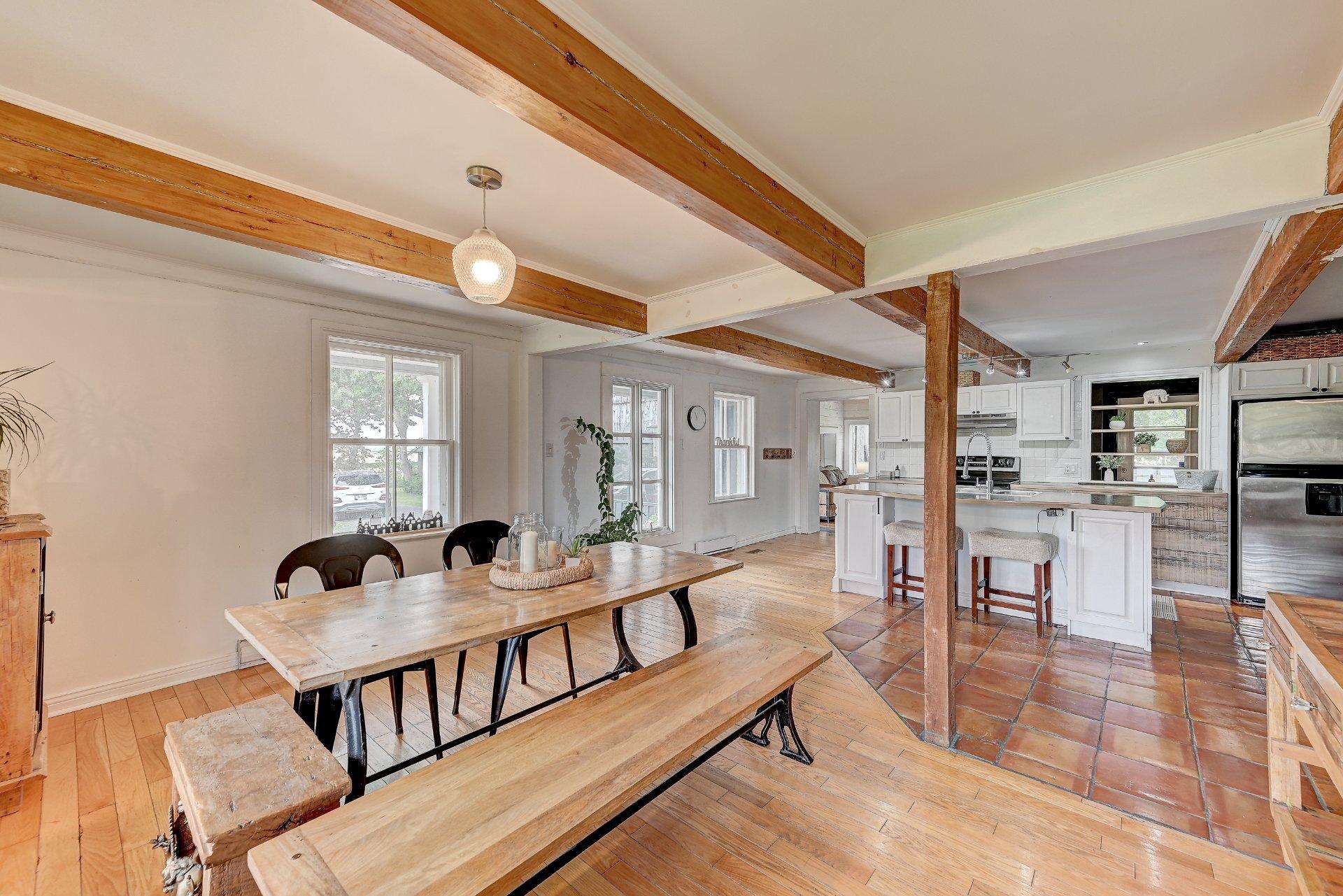









396


Ch. du Ruisseau-des-Noyers

,
Saint-Jean-sur-Richelieu,




QC
J2Y1J1

