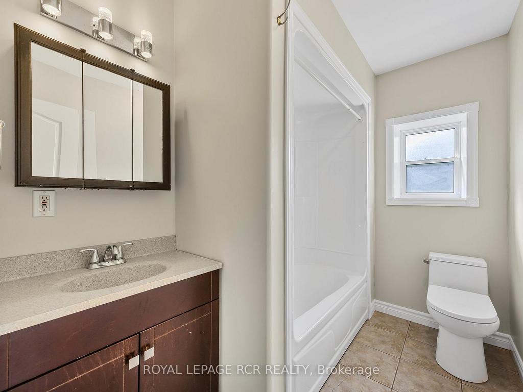 









281


Scarlett

Line,
Oro-Medonte,




ON
L0L 1V0

